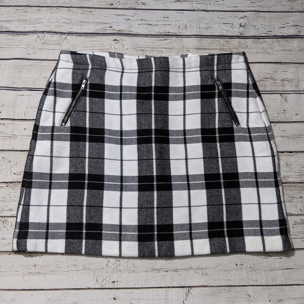 Stylus Black & White Plaid Skirt